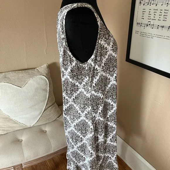 Tommy Bahama Brown and White swimsuit/cover up set. Size 16 NWOT - Picture 9 of 10